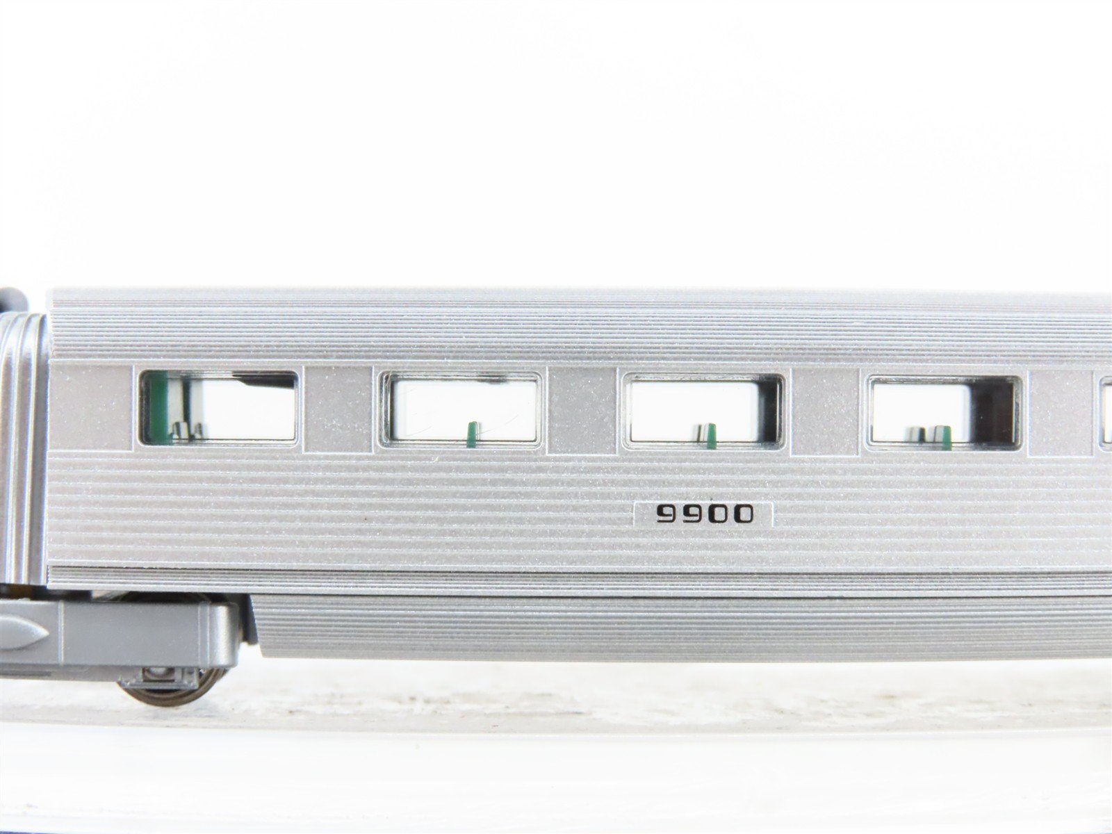 N Scale Con-Cor 001-8731 CB&Q Pioneer Zephyr Streamliner 3-Unit Set - DCC Ready