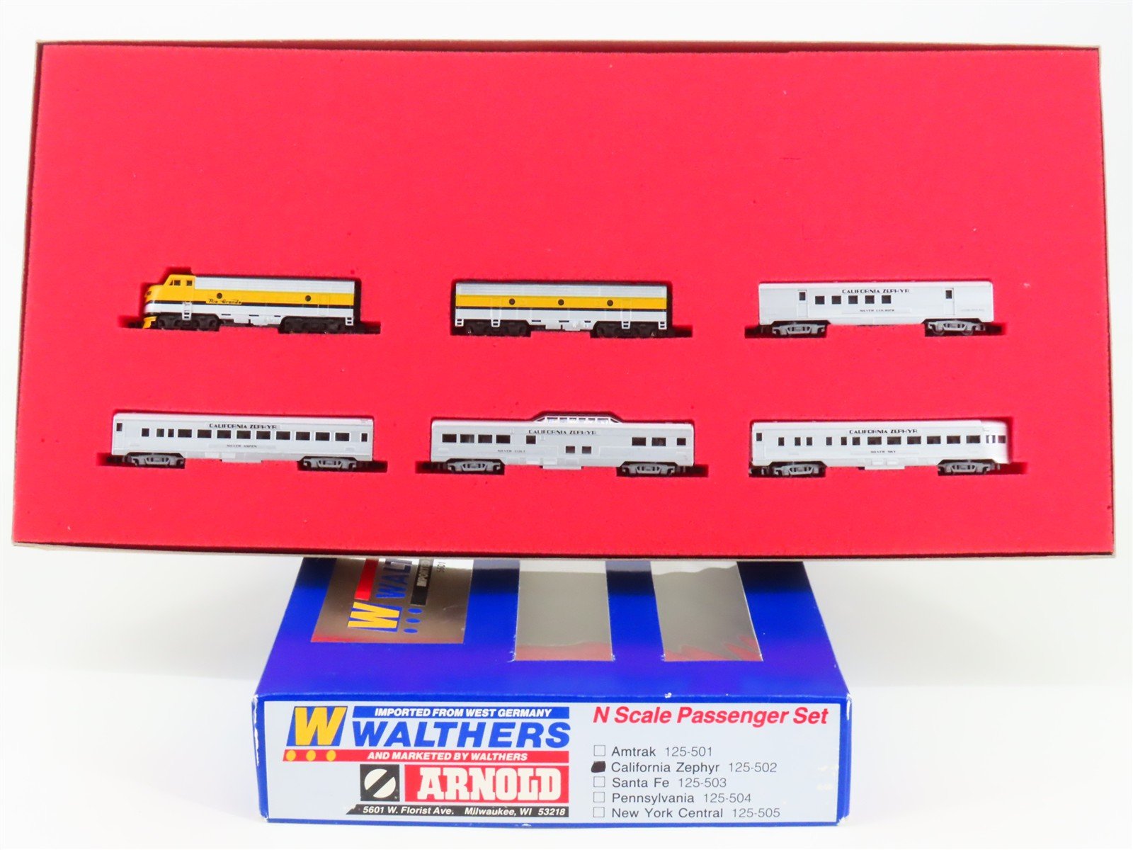 N Walthers/Arnold 125-502 D&RGW California Zephyr F7A/B Diesel Passenger Set