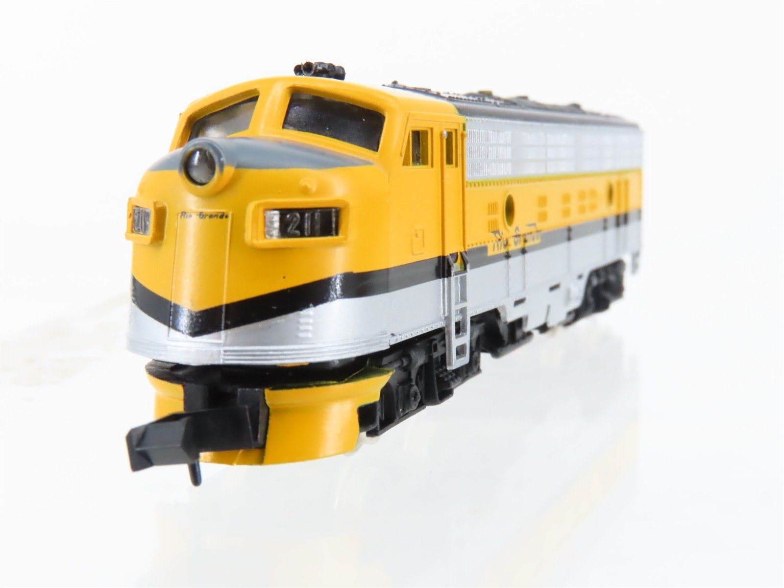 N Walthers/Arnold 125-502 D&RGW California Zephyr F7A/B Diesel Passenger Set