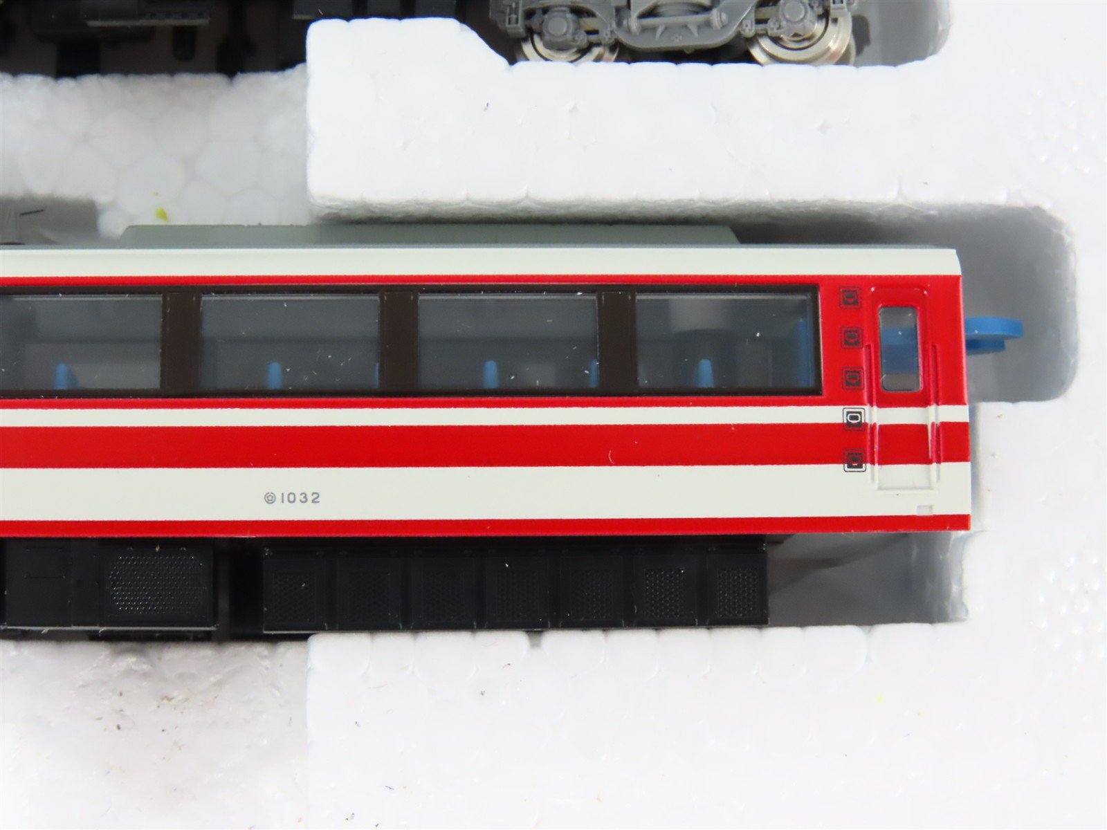 N TOMIX 98599 Nagano Electric Railway 1000-Series Articulated EMU 4-Unit Set