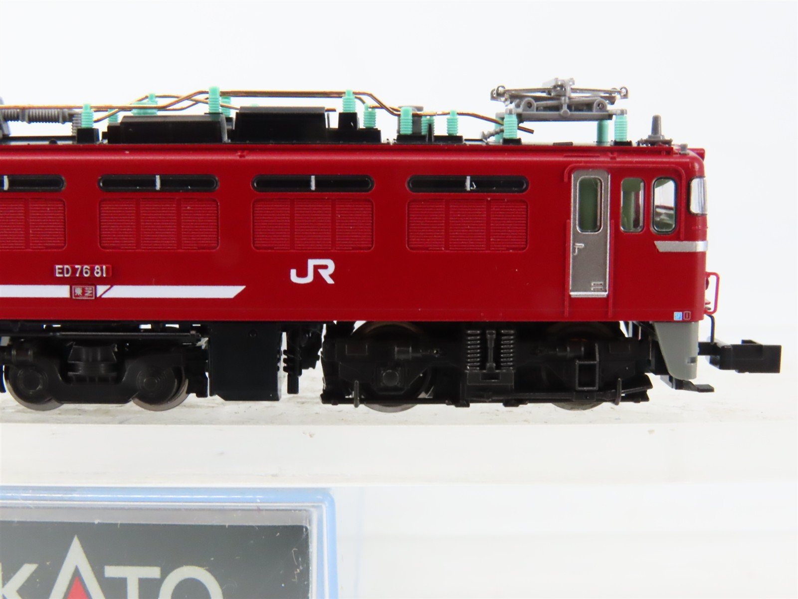 N KATO 3013-3 JR Japan Freight Railway ED76-0 (late) Electric Locomotive #81