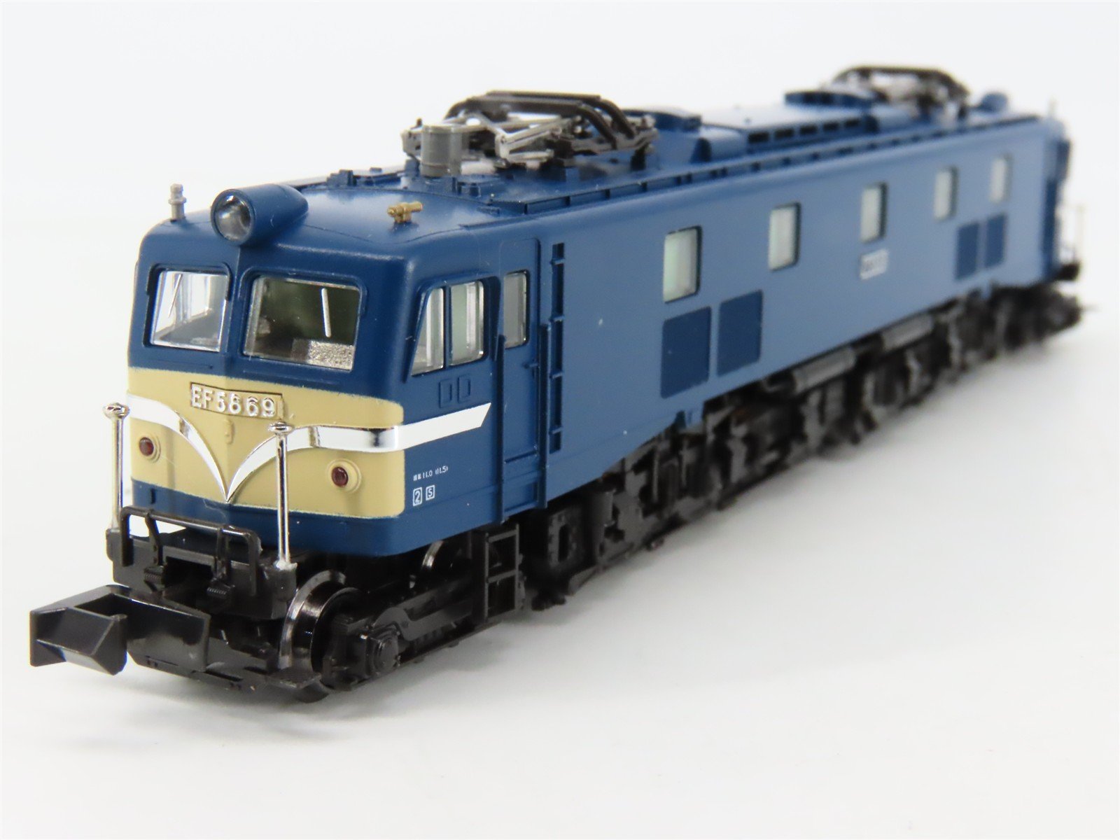 N Scale KATO 3020-1 JNR Japanese National Railways EF58 Electric Locomotive #69