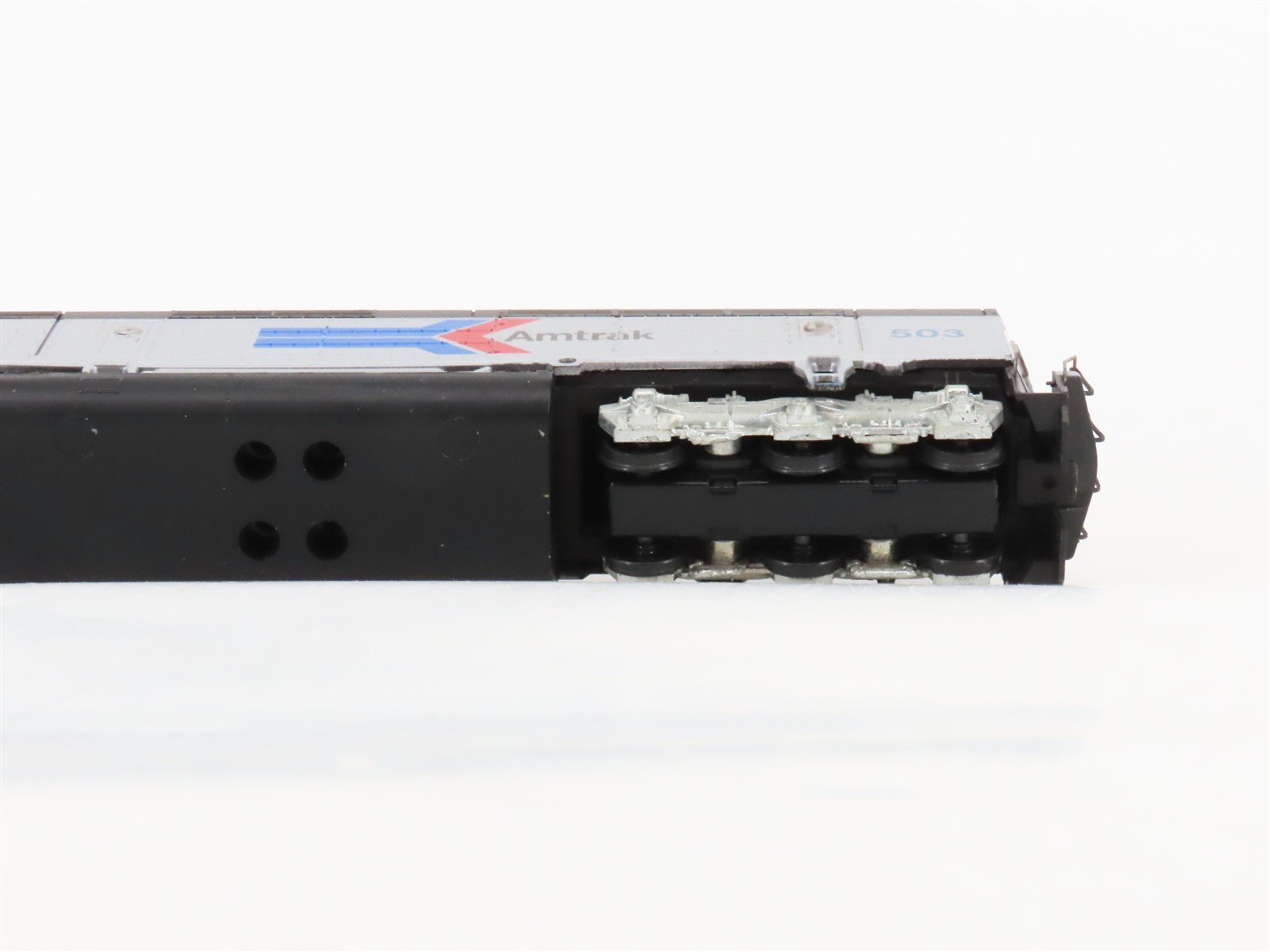 HO Scale Athearn AMTK Amtrak Phase I EMD FP45 Diesel #503 - Unpowered