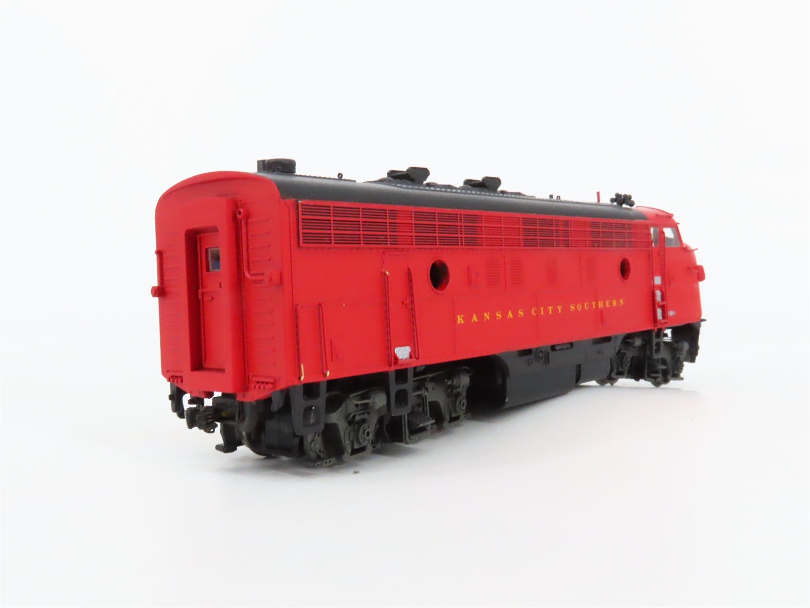 HO Scale Athearn KCS Kansas City Southern F7A Diesel #32 - Unpowered - Custom