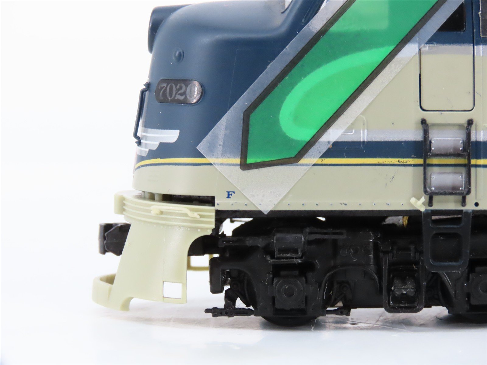 HO Scale Proto 2000 MP Missouri Pacific EMD E8A Diesel Locomotive #7020