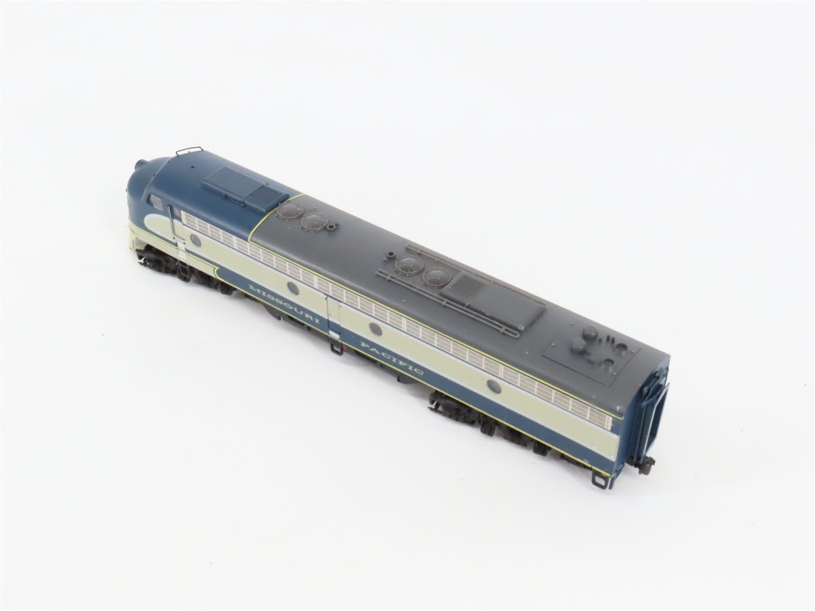 HO Scale Proto 2000 MP Missouri Pacific EMD E8A Diesel Locomotive #7021