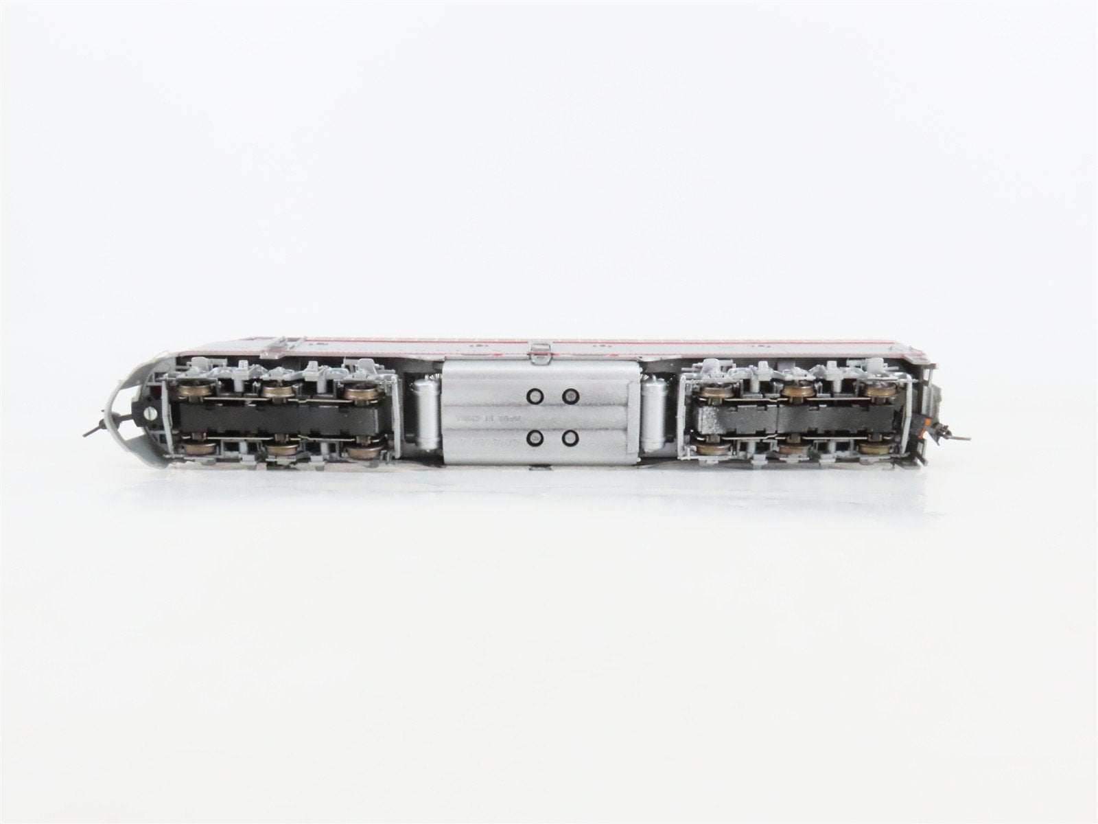 HO Scale Proto 2000 CB&Q Burlington Route EMD E8A Diesel #9948B - Unpowered