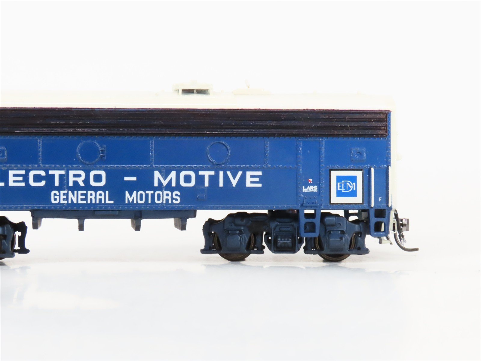 HO Scale EMD Electro-Motive Modified F7B Diesel #2002 - Unpowered - Custom
