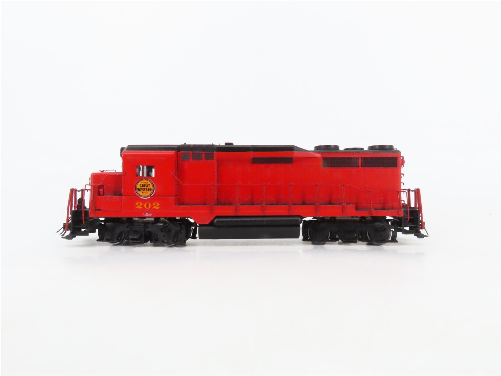 HO Scale Athearn CGW Chicago Great Western GP30 Diesel #206 - Unpowered - Custom