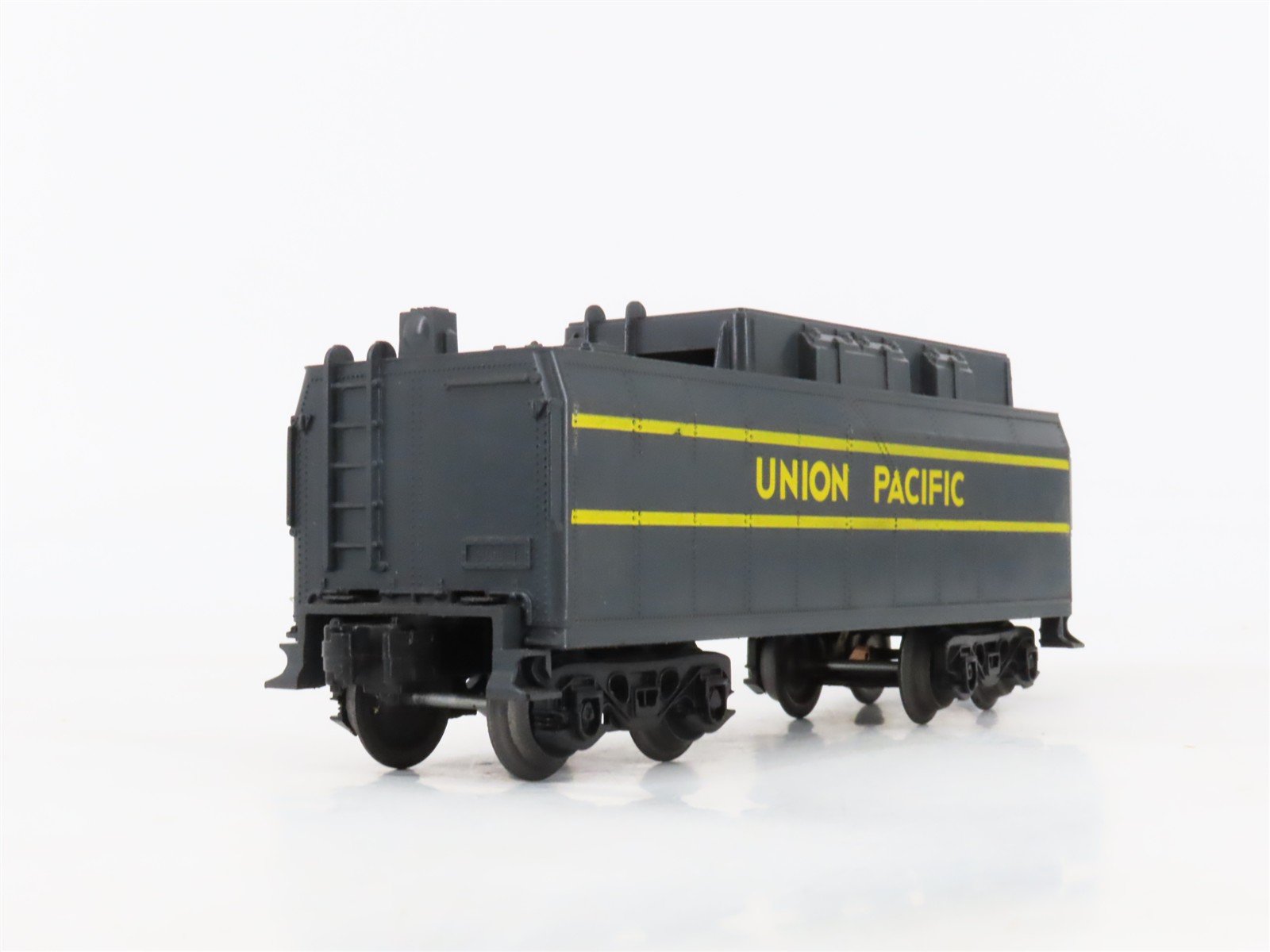 O Gauge 3-Rail Lionel UP Union Pacific 4-4-2 Steam Locomotive #8102 wSound