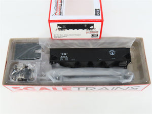 HO Scaletrains Kit Classics SXT1201 BM Boston & Maine 4-Bay Open Hopper #8557