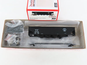 HO Scaletrains Kit Classics SXT1202 BM Boston & Maine 4-Bay Open Hopper #8882