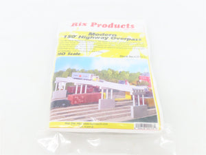 HO Scale Rix Products 628-0113 Modern 150' Highway Overpass Bridge Kit