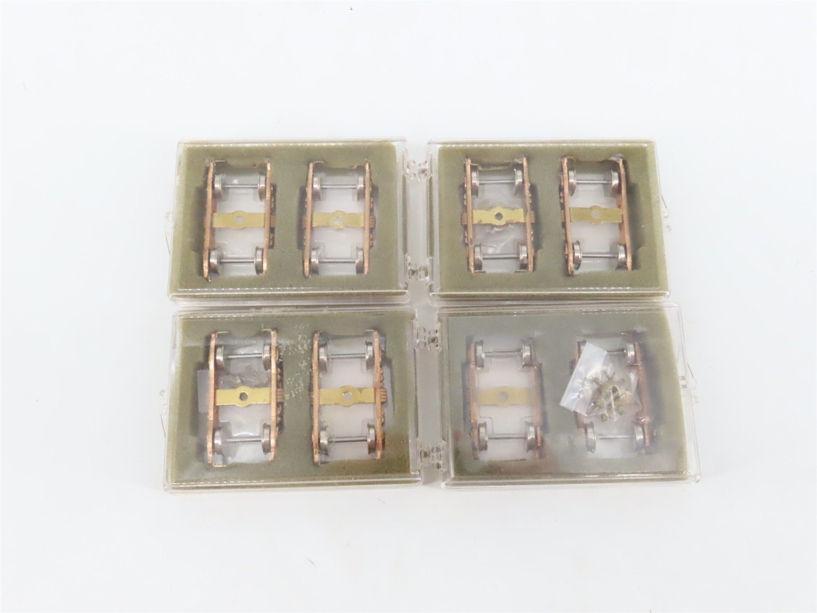 HO Scale BRASS 4-Wheel Passenger Trucks w/ Metal Wheels - 4 Pairs