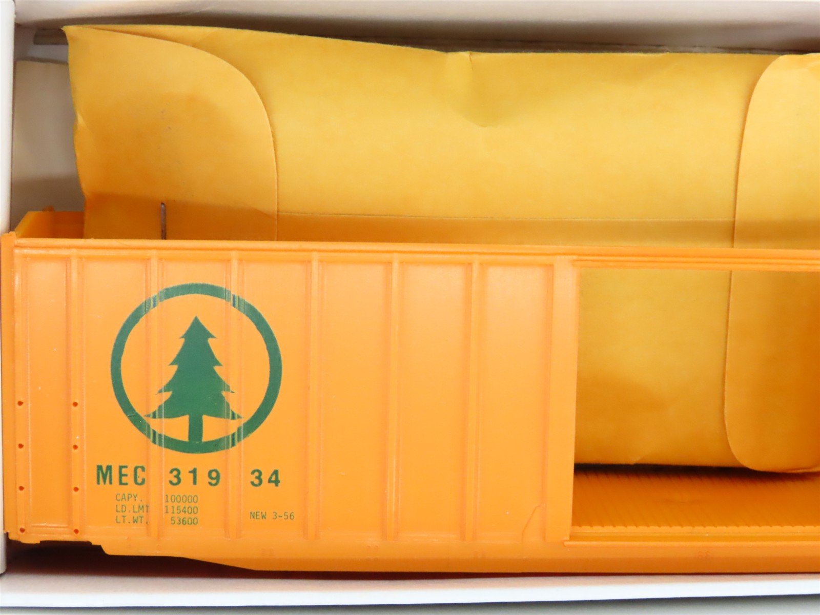 LOT of 10 HO Scale McKean Kit #909 MEC 