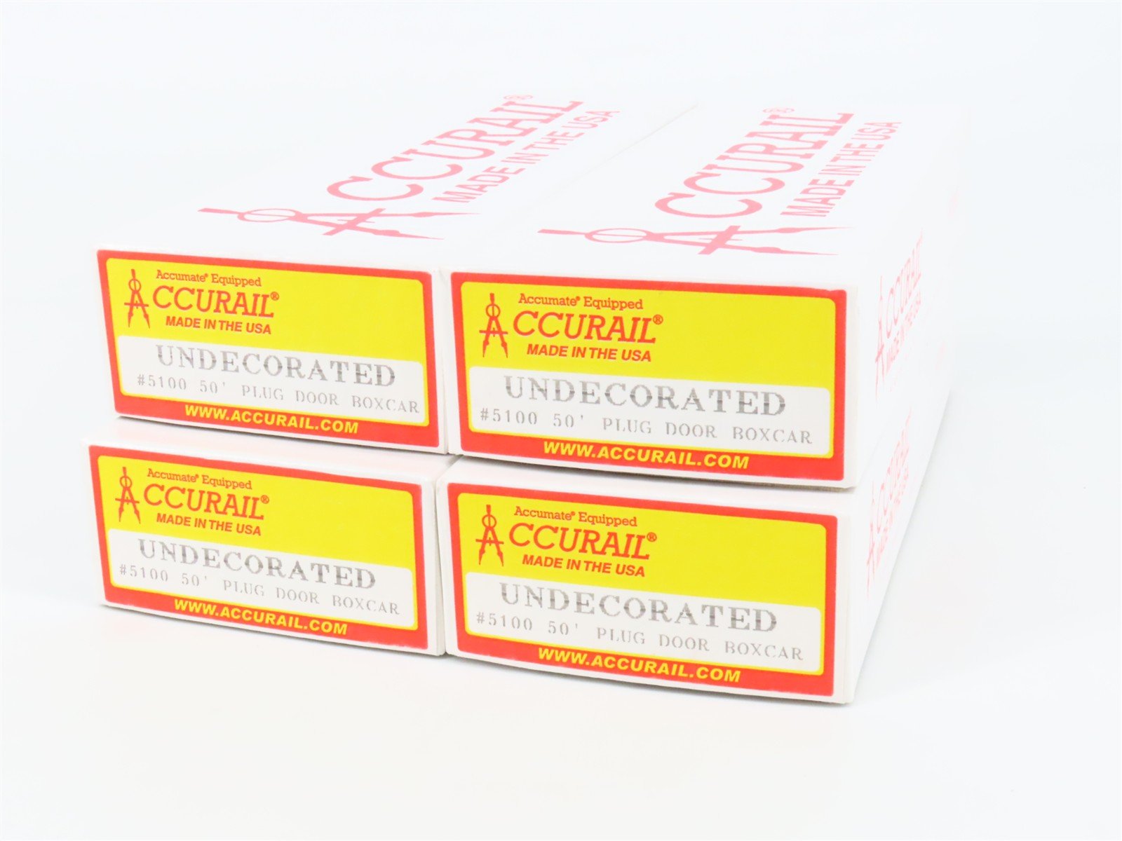 LOT of 4 HO Scale Accurail Kit #5100 Undecorated Yellow 50' Plug Door Box Car