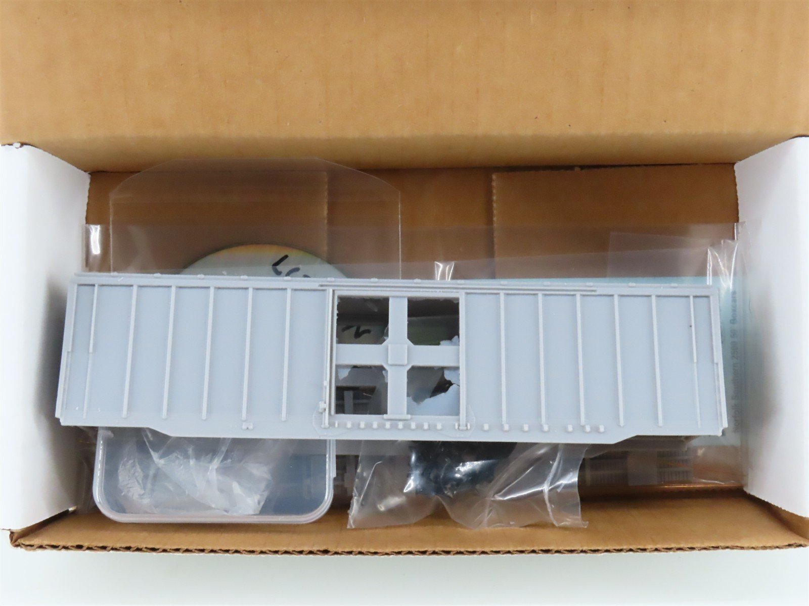 HO Smokey Mountain Model Works Kit #87-B5 NS Undecorated 5277 12-Post Box Car
