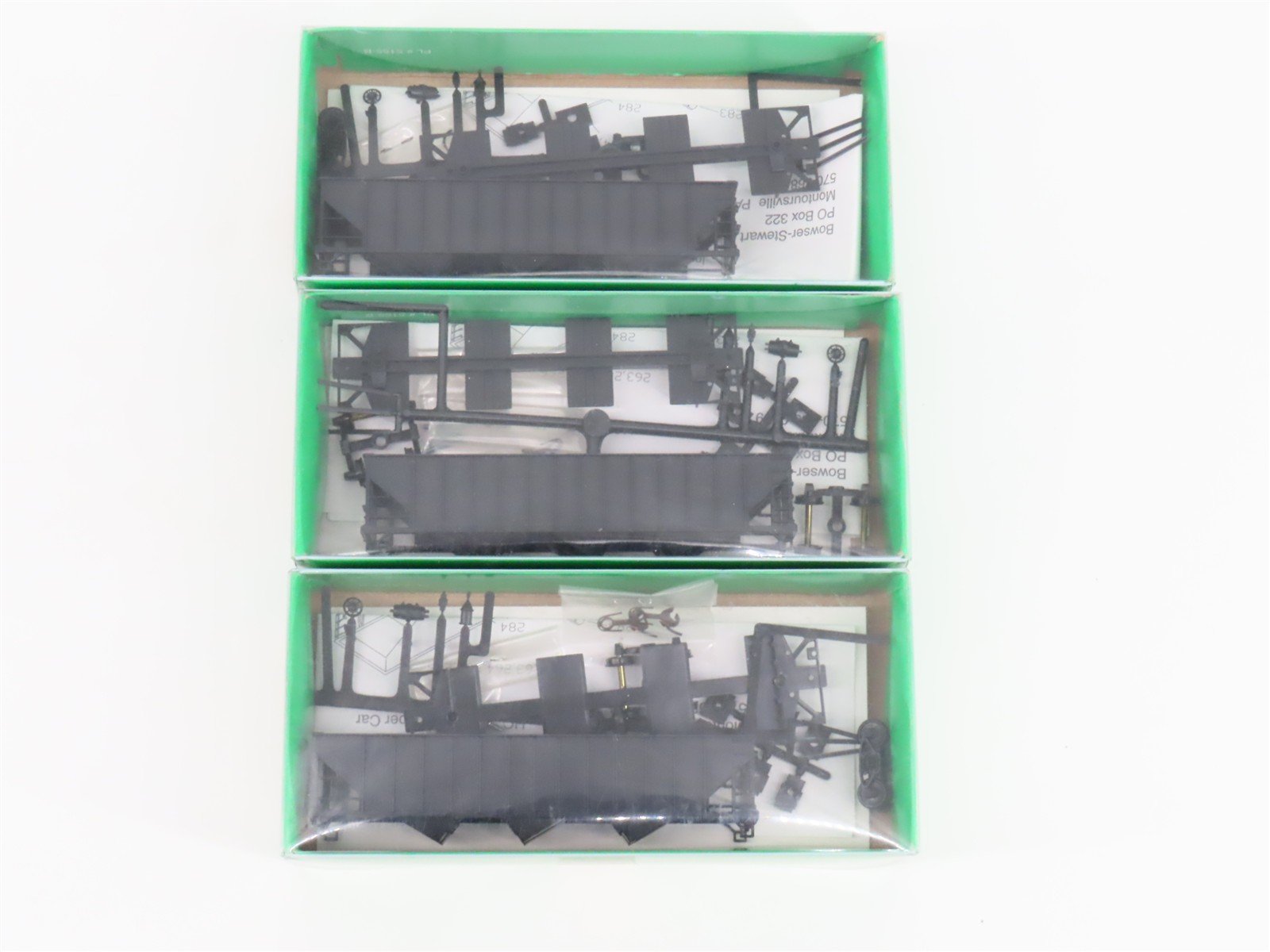 LOT of 3 HO Bowser Kit #10950 Undecorated 70-Ton 12-Panel 3-Bay Hopper - SEALED