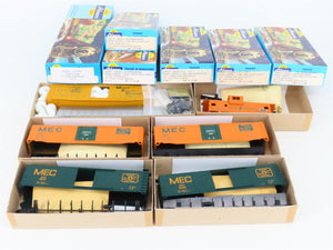 LOT of 6 HO Scale Athearn/Bev-Bel & Walthers Kits MEC EV Caboose & 50' Box Cars
