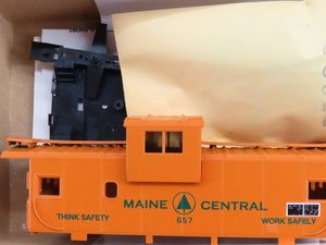 LOT of 6 HO Scale Athearn/Bev-Bel & Walthers Kits MEC EV Caboose & 50' Box Cars