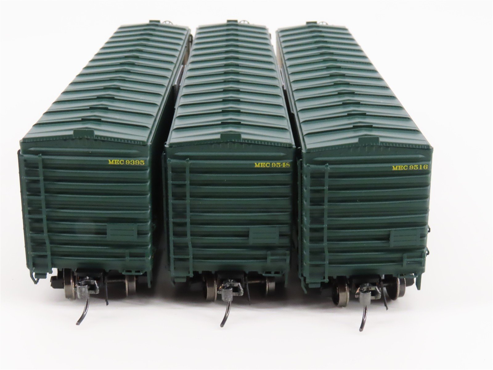 LOT of 6 HO Scale Intermountain MEC Maine Central Pine Tree 50' PS-1 Boxcars
