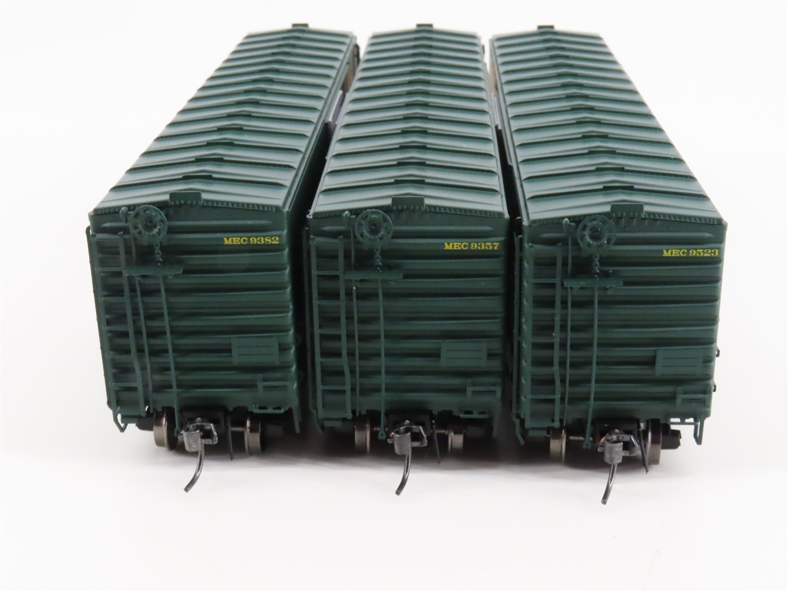 LOT of 6 HO Scale Intermountain MEC Maine Central Pine Tree 50' PS-1 Boxcars
