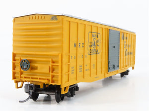 LOT of 2 HO Scale Athearn 932-4705 MEC Maine Central Pine Tree 50' Boxcars