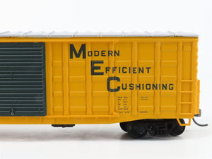 LOT of 2 HO Scale Athearn 932-4705 MEC Maine Central Pine Tree 50' Boxcars