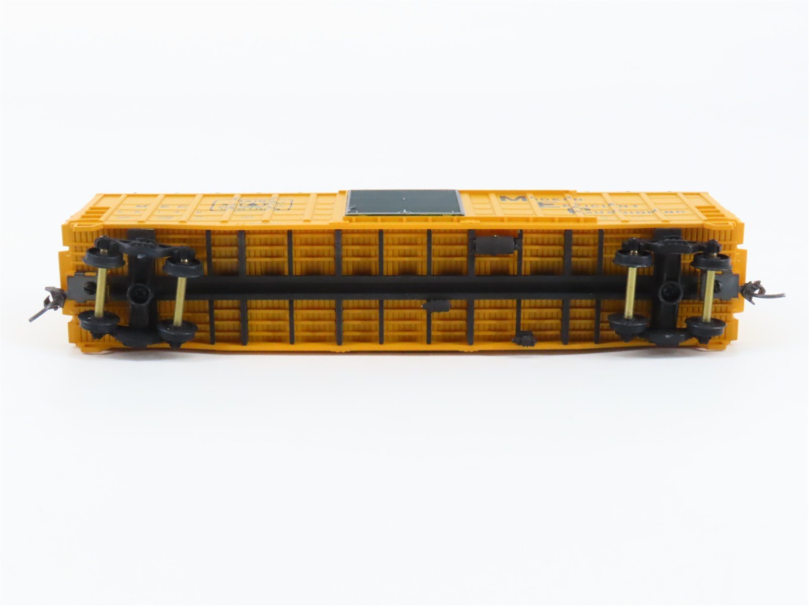 LOT of 2 HO Scale Athearn 932-4705 MEC Maine Central Pine Tree 50' Boxcars