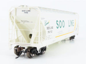 LOT of 2 HO Scale Athearn Genesis SOO Line 3-Bay Covered Hoppers