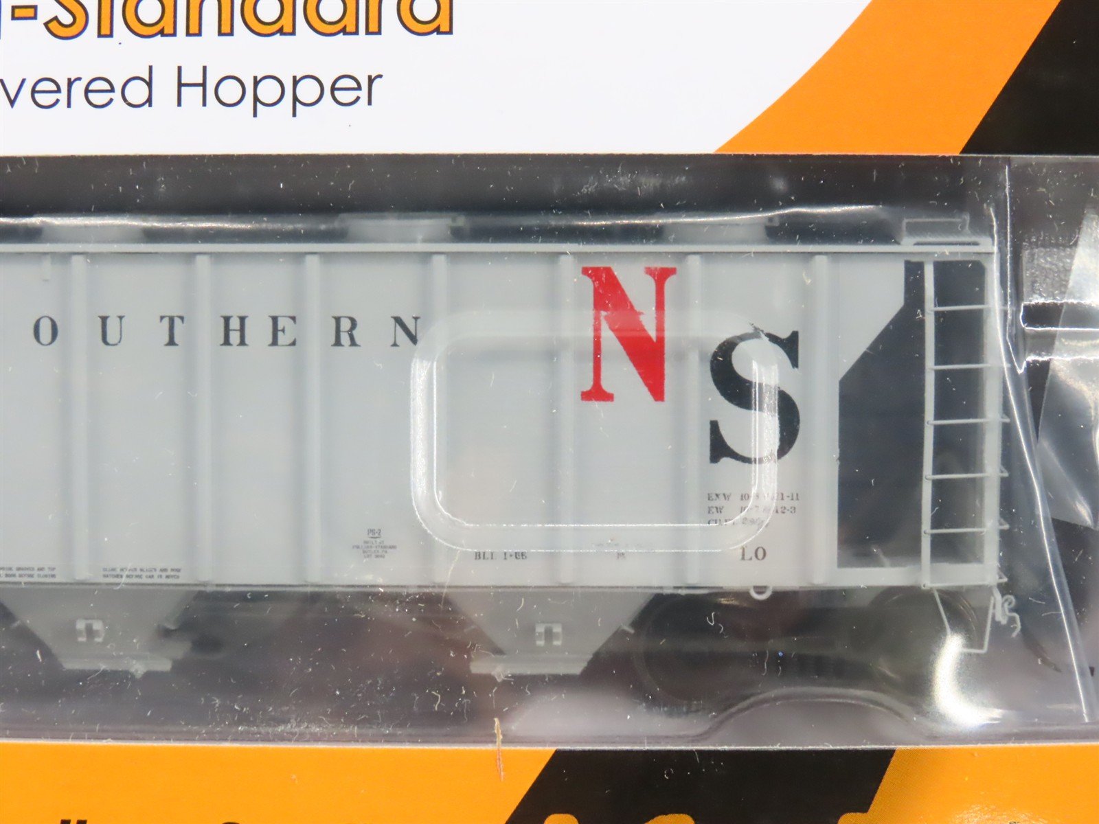 LOT of 8 HO Scale Tangent NS Norfolk Southern Railroad 3-Bay Covered Hoppers