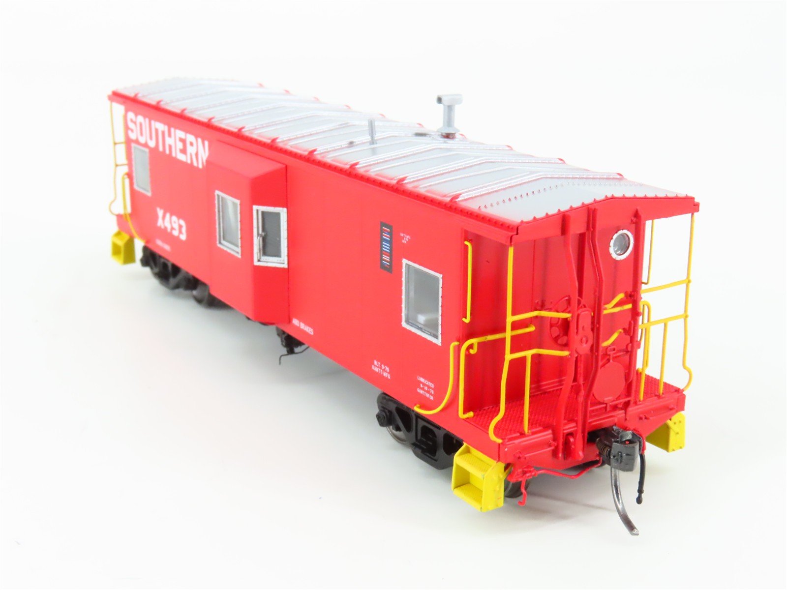 HO Scale Tangent 60610-02 SOU Southern Railway Bay Window Caboose #X493