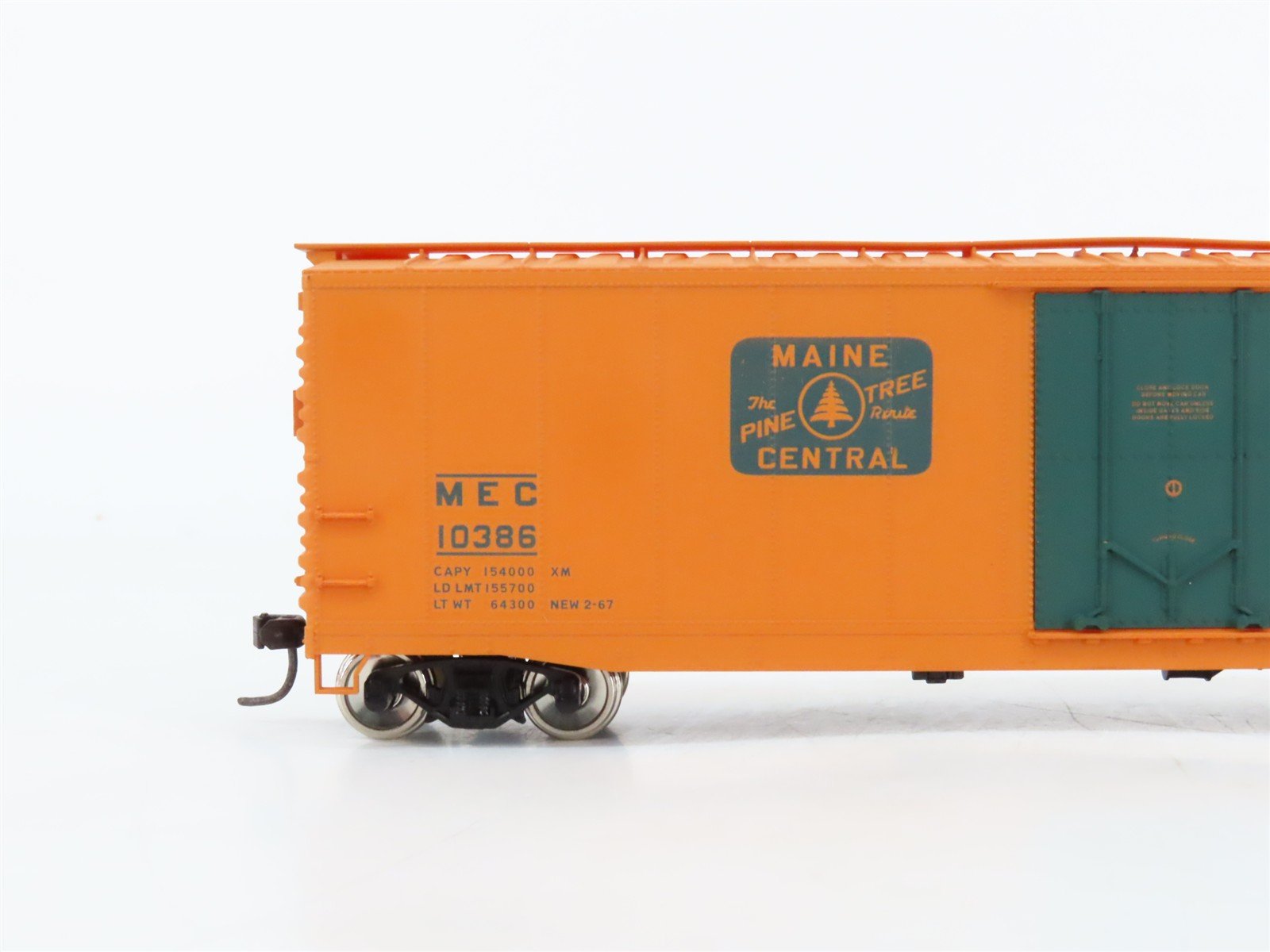 LOT of 3 HO Accurail Accuready #95117 MEC Maine Central 50' Box Cars #10386