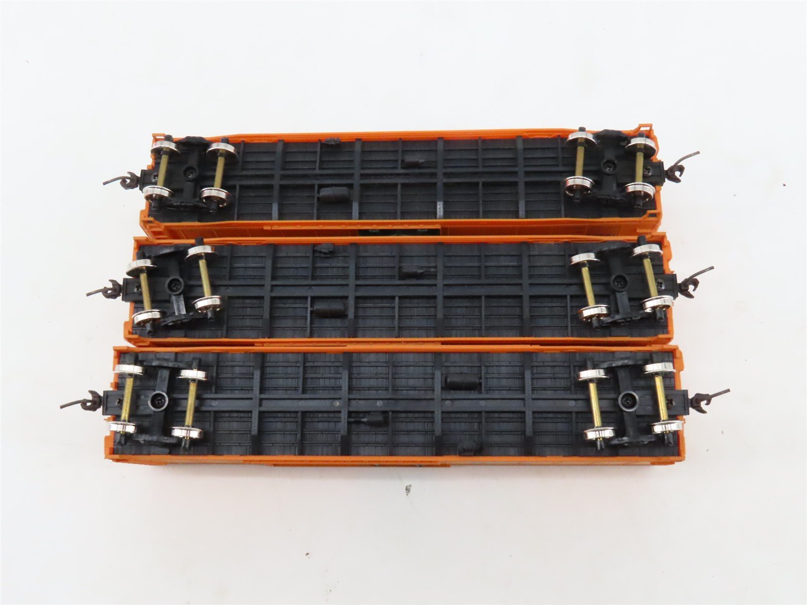 LOT of 3 HO Accurail Accuready #95117 MEC Maine Central 50' Box Cars #10386