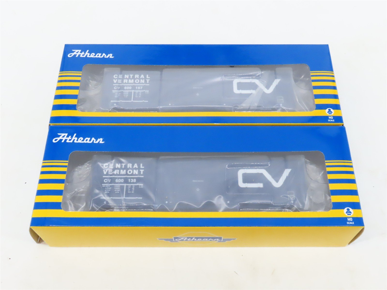 LOT of 6 HO Scale Athearn CV Central Vermont Railroad 50' Single Door Box Cars