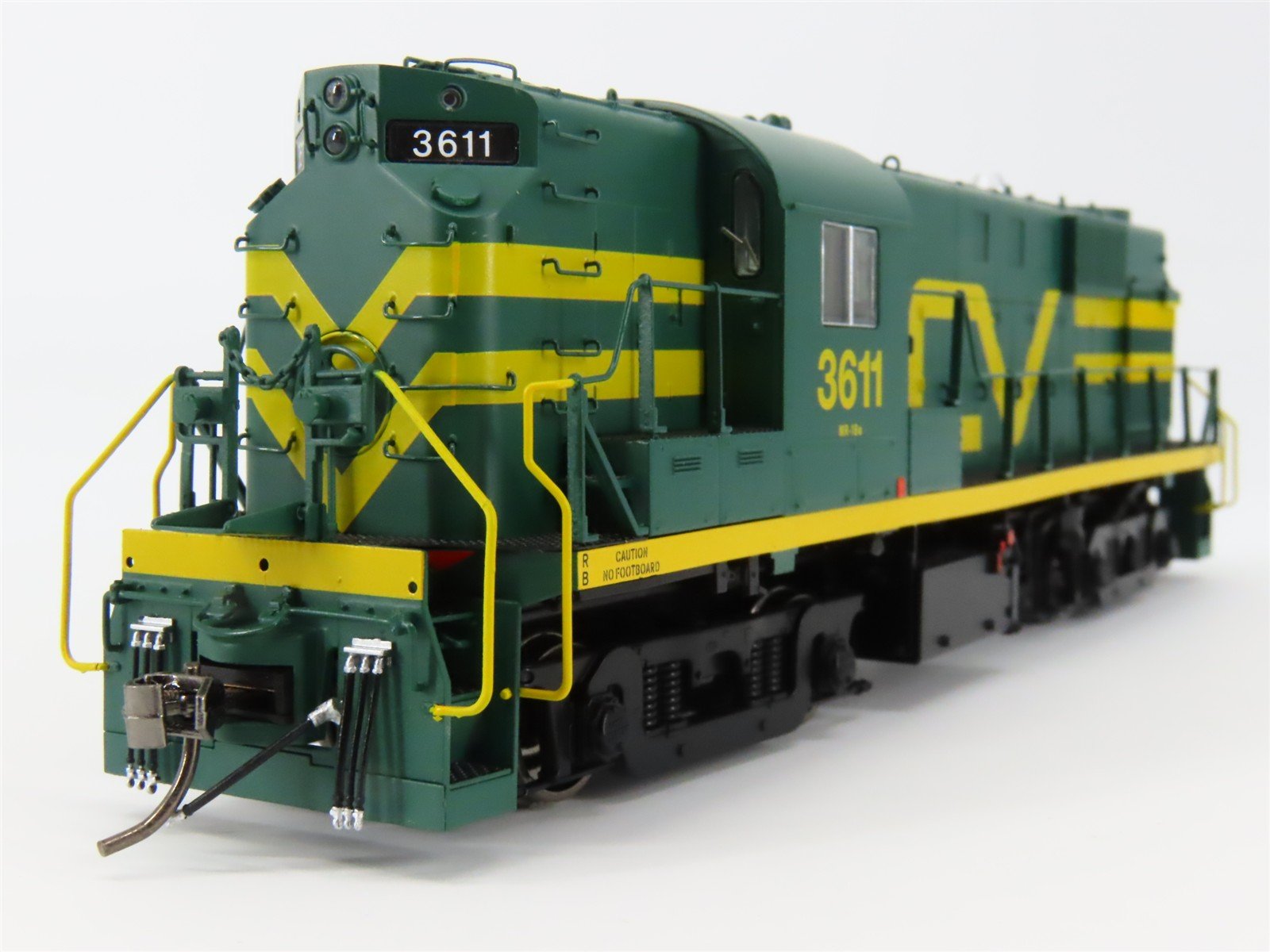 HO Scale Rapido 31560 CV Central Vermont RS11 Diesel Loco #3611 wDCC & Sound