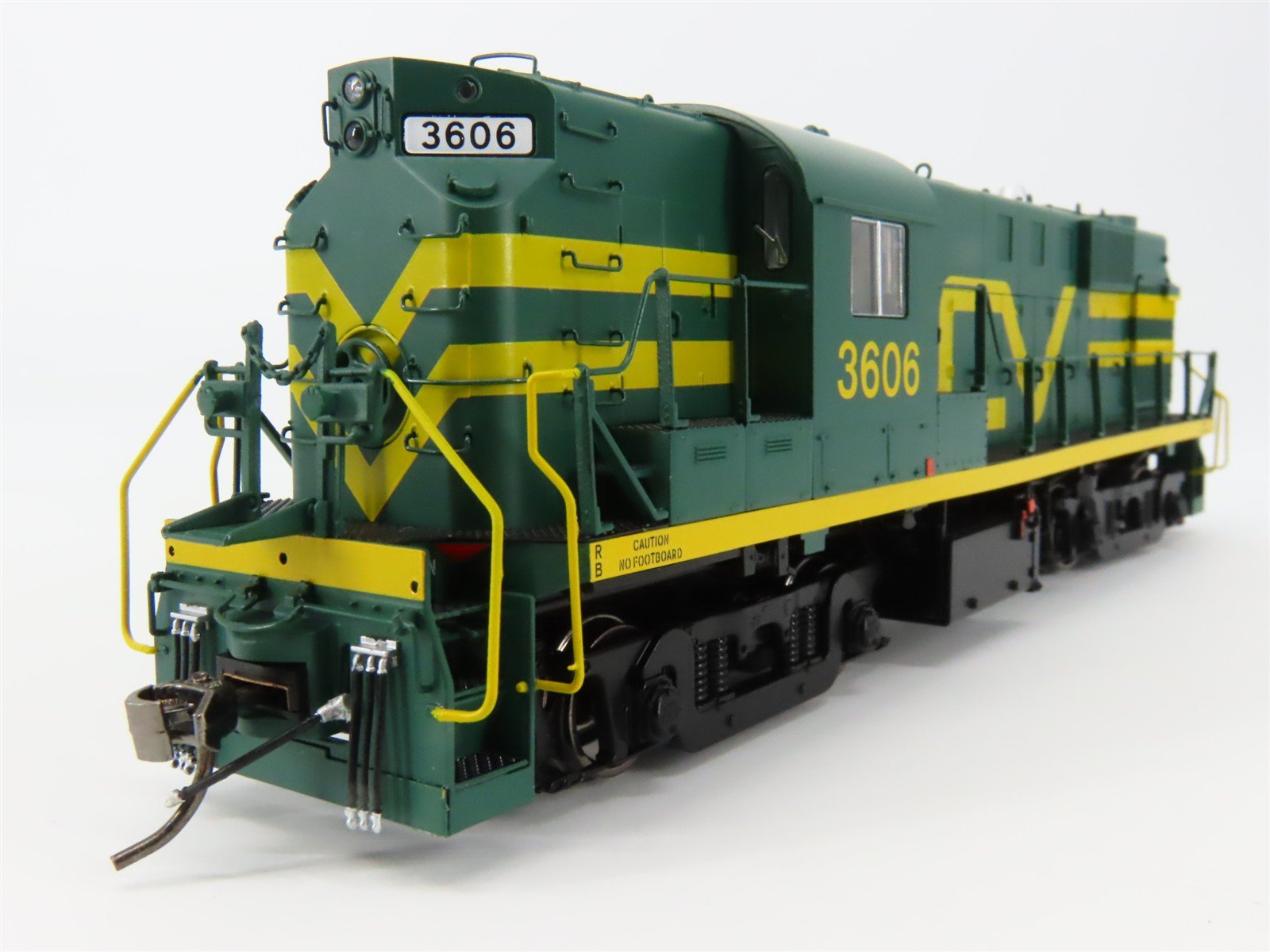 HO Scale Rapido 31559 CV Central Vermont RS11 Diesel Loco #3606 wDCC & Sound