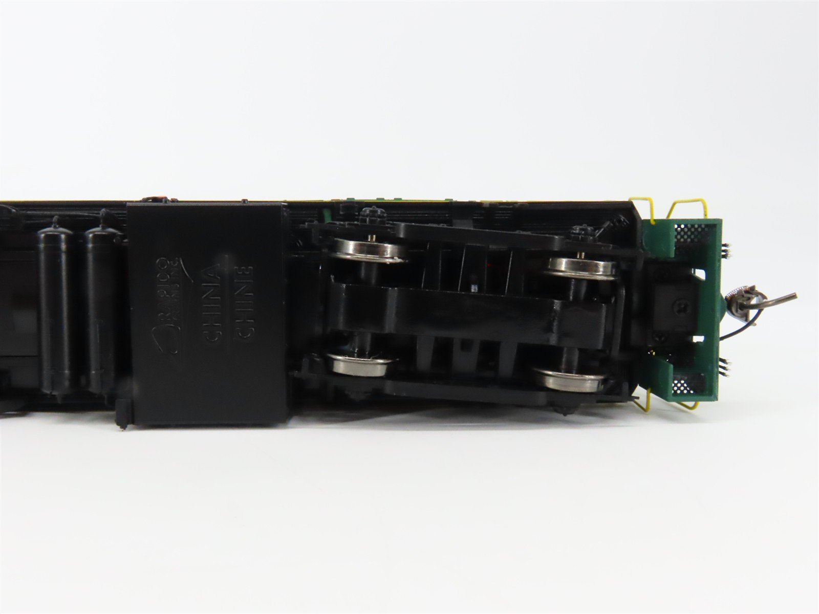 HO Scale Rapido 31559 CV Central Vermont RS11 Diesel Loco #3606 wDCC & Sound