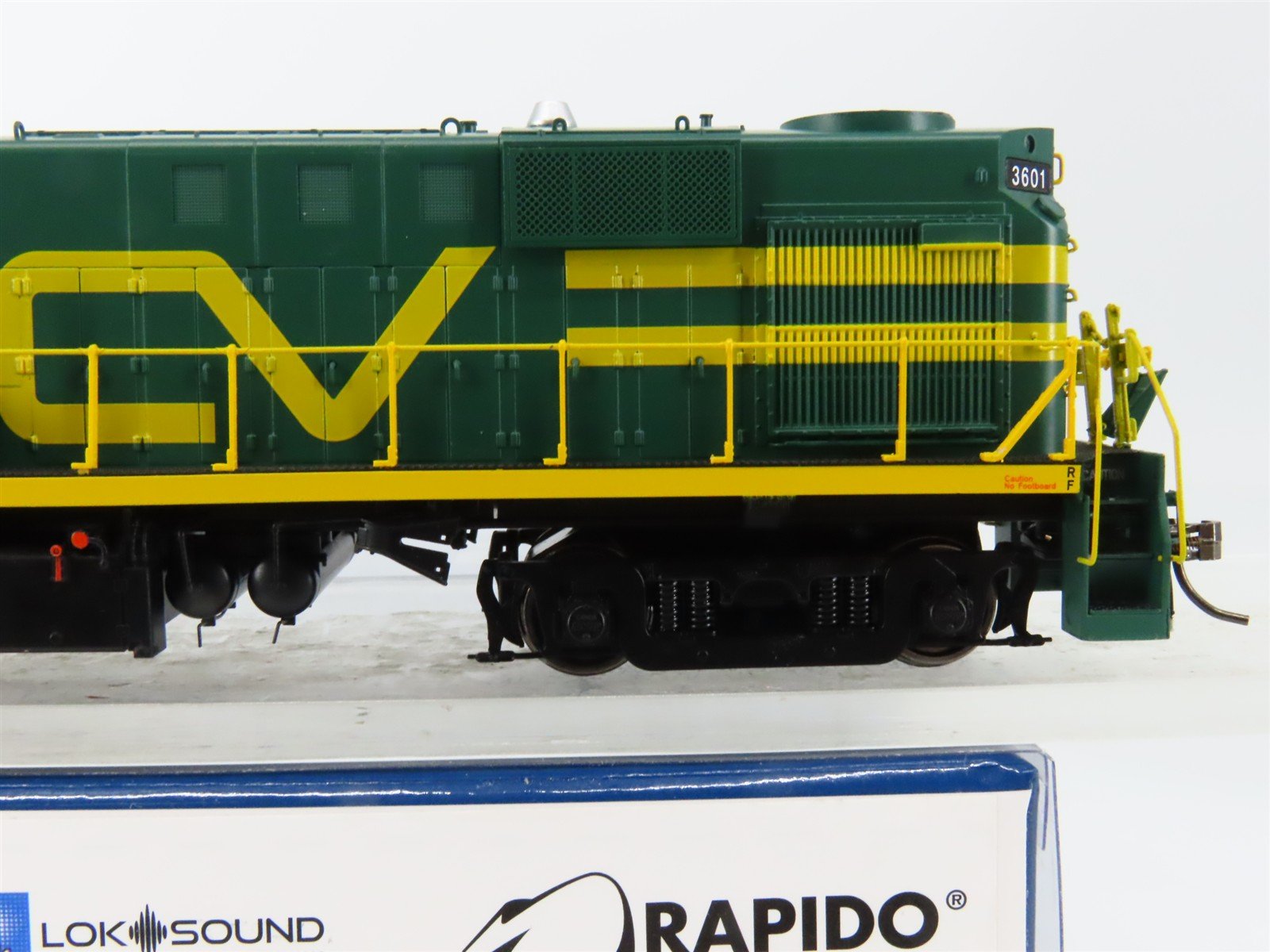 HO Scale Rapido 31557 CV Central Vermont RS11 Diesel Loco #3601 wDCC & Sound