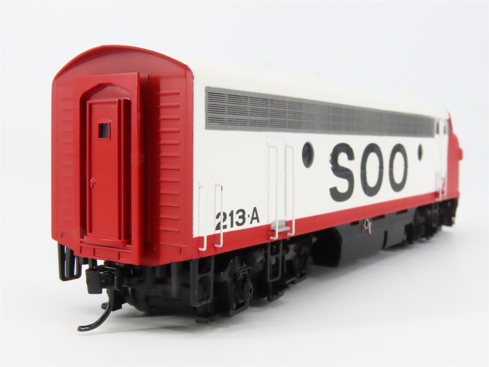 HO Walthers Mainline 910-19981 SOO Line F7A Diesel Loco #213-A w/ DCC & Sound