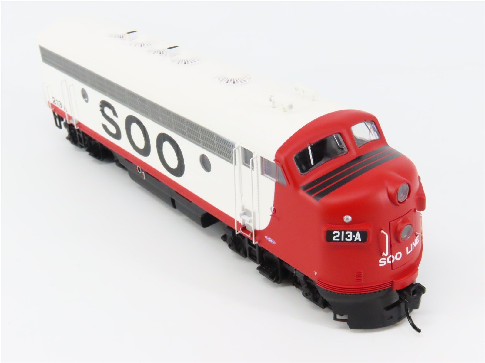 HO Walthers Mainline 910-19981 SOO Line F7A Diesel Loco #213-A w/ DCC & Sound
