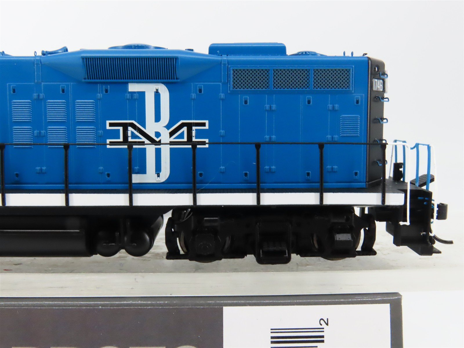 HO Walthers Proto 920-42802 B&M Boston & Maine GP9 Diesel #1746 wDCC & Sound