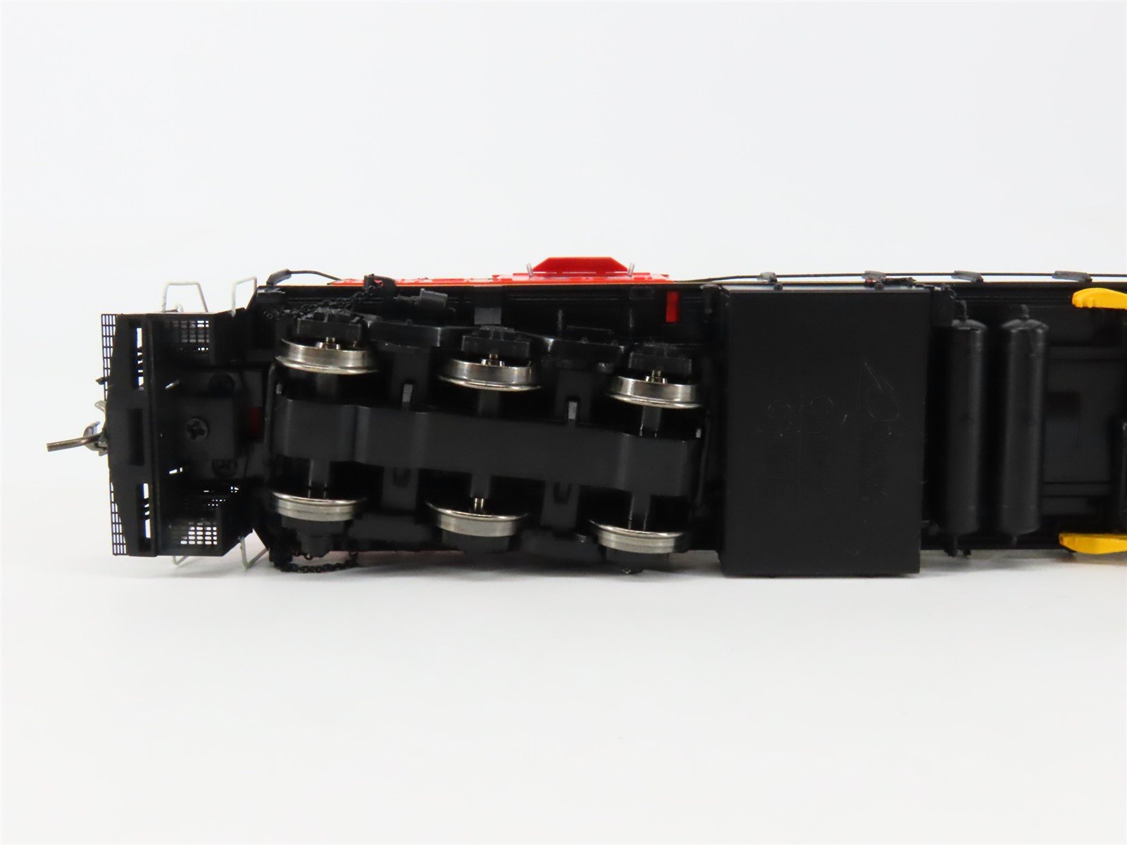 HO Scale Rapido 32558 CN Canadian National RSC-14 Diesel Locomotive #1759