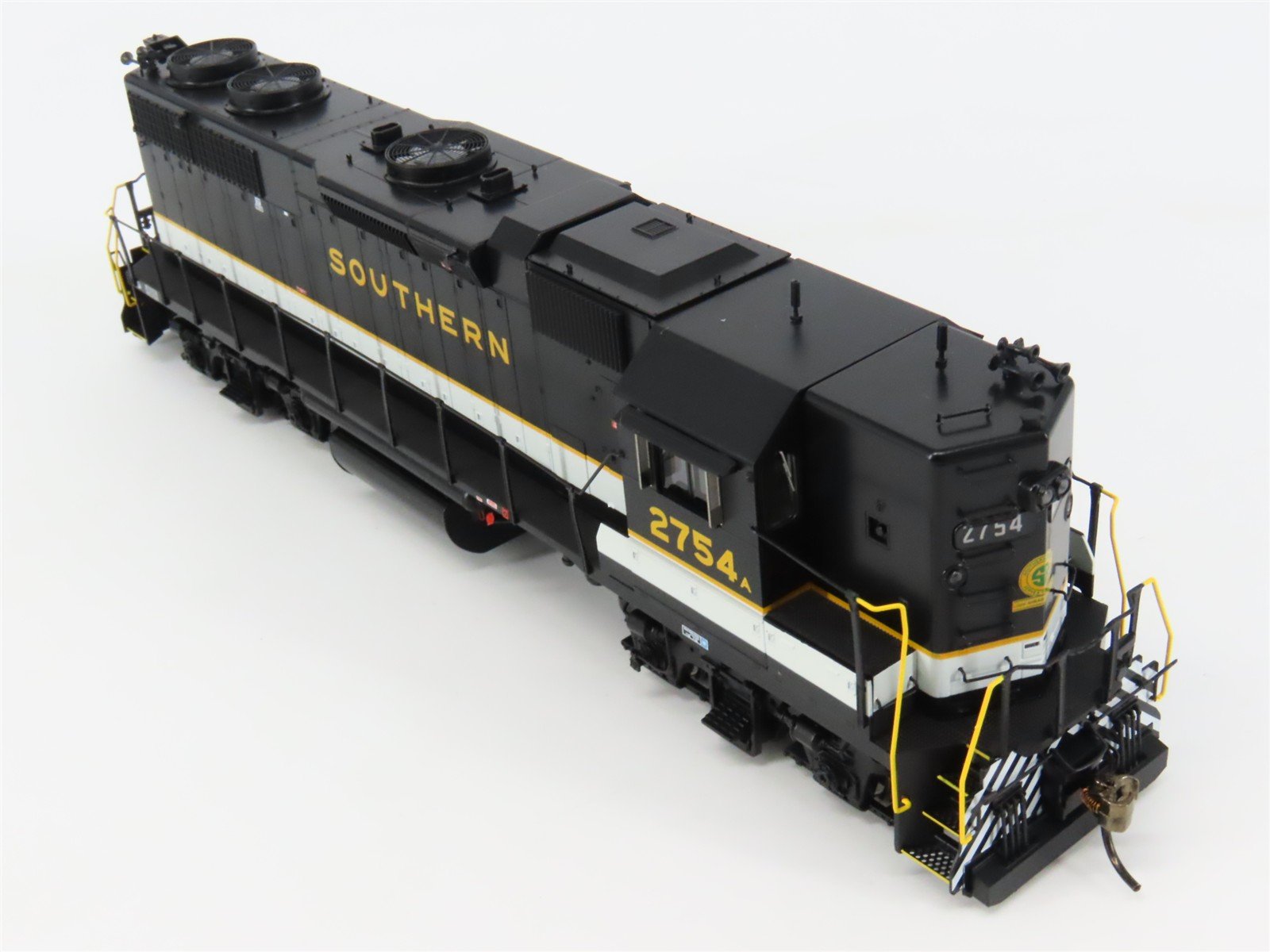 HO Scale Rapido 38513 Southern GP38 Diesel Locomotive #2754 wDCC & Sound