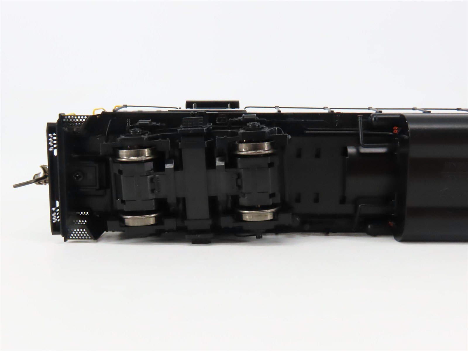 HO Scale Rapido 38515 Southern GP38 Diesel Locomotive #2785 wDCC & Sound