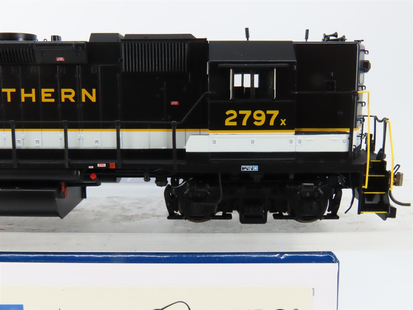 HO Scale Rapido 38516 Southern GP38 Diesel Locomotive #2797 wDCC & Sound