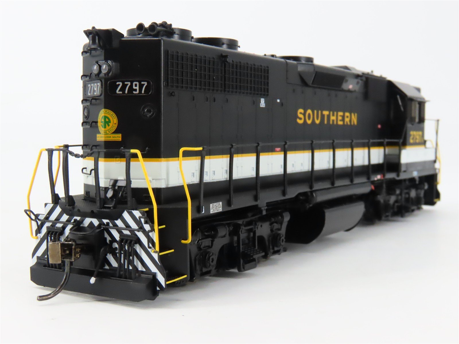 HO Scale Rapido 38516 Southern GP38 Diesel Locomotive #2797 wDCC & Sound