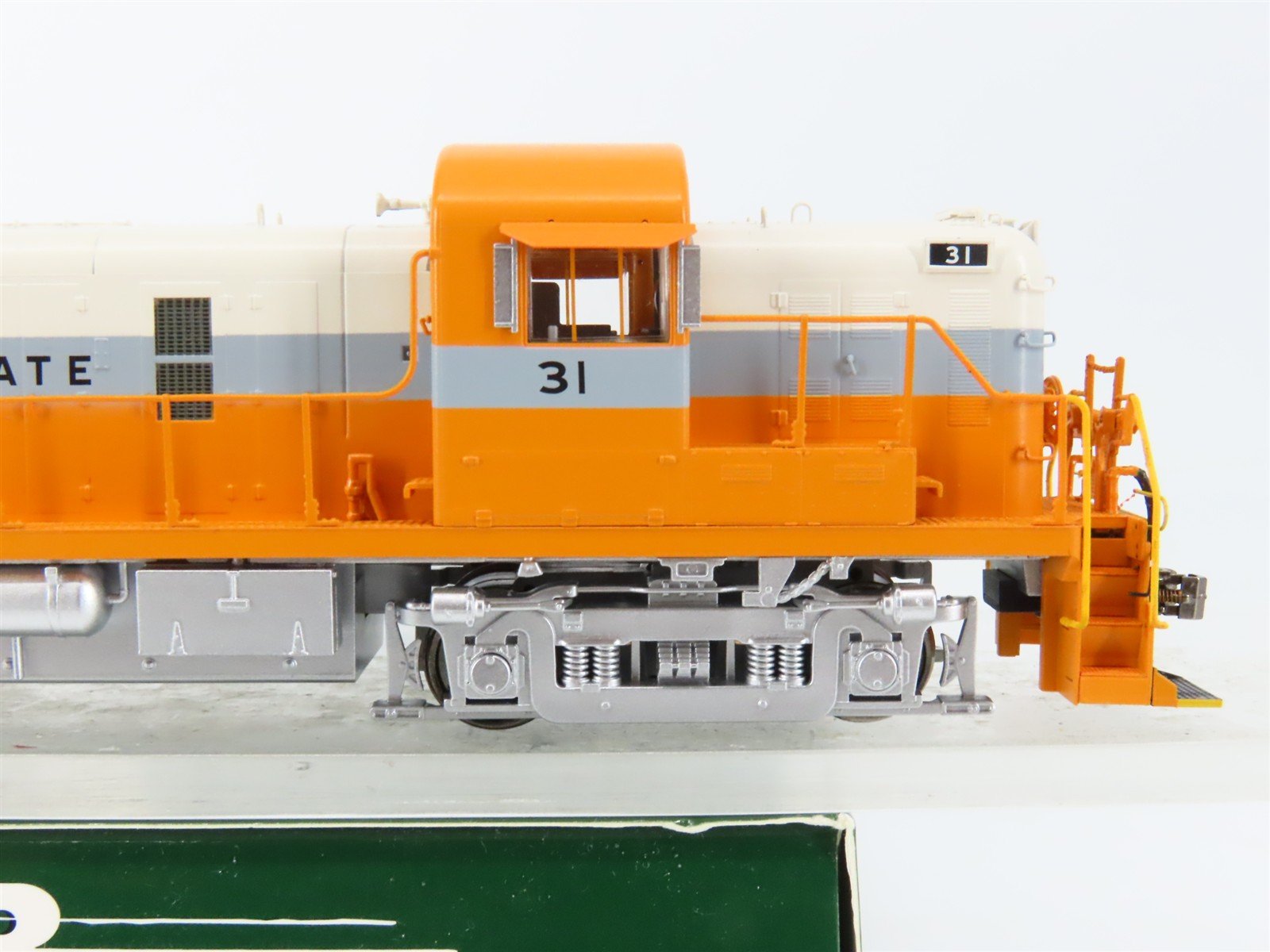 HO Scale Bowser 25283 Interstate RS3 Diesel Locomotive #31 wDCC & Sound
