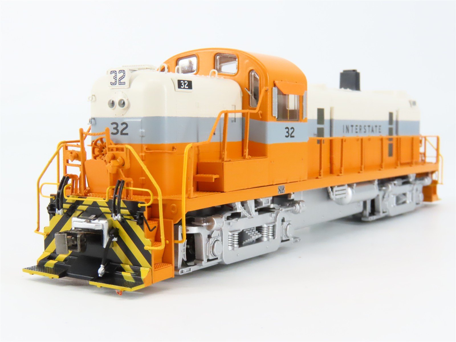 HO Scale Bowser 25284 Interstate RS3 Diesel Locomotive #32 wDCC & Sound