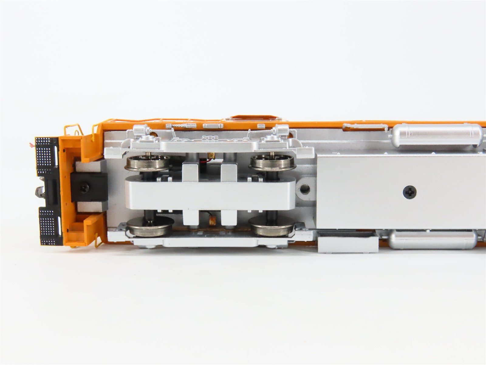 HO Scale Bowser 25284 Interstate RS3 Diesel Locomotive #32 wDCC & Sound